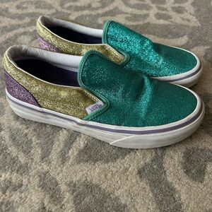 Girls Vans